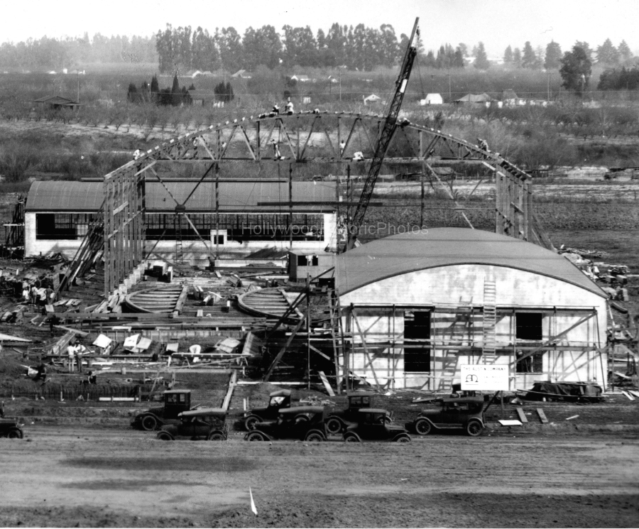 Mack Sennett Under construction 1928.jpg